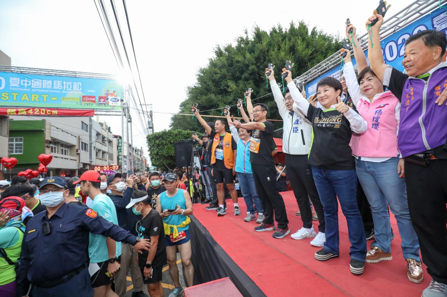 2020.11.01_台中國際馬拉松，共4張圖片